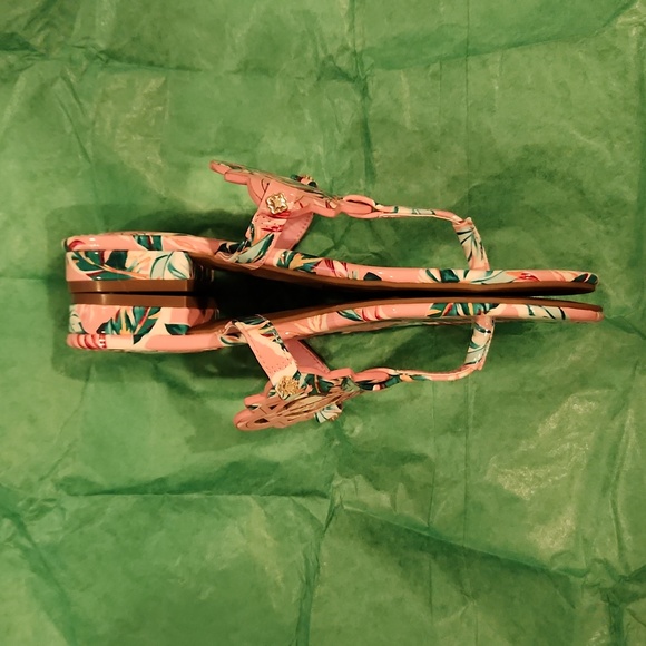 Crown & Ivy "Wylie" Palm Print Thong  Sandal Size 6 NWT - Picture 7 of 8